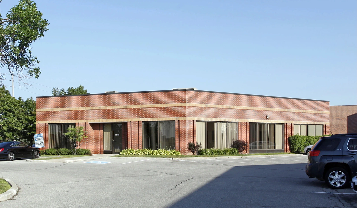5845 - 5825 Kennedy Road, Mississauga, ON
