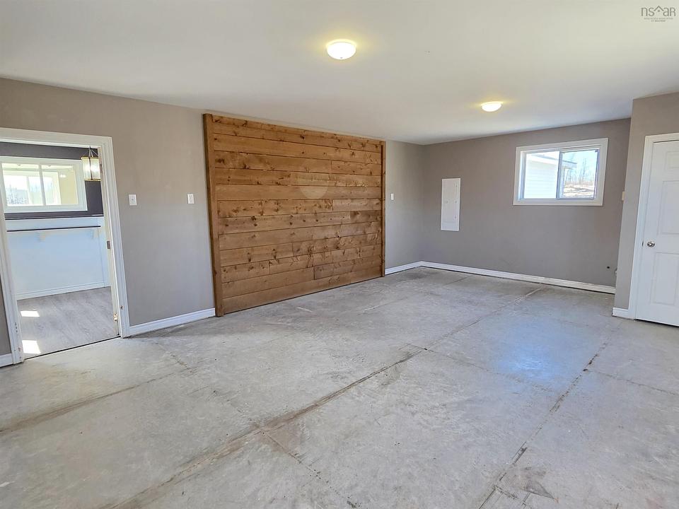 128 Beach Road, Shelburne, NS