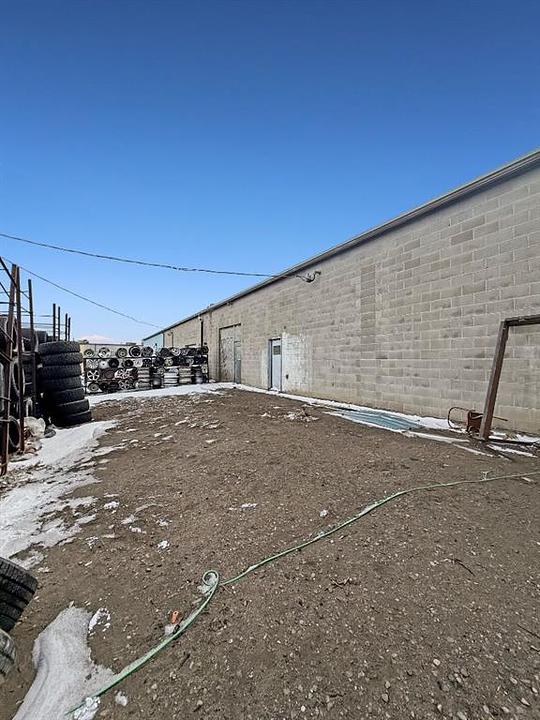 Unit 1 - 1621 Highway Avenue Southeast, Redcliff, AB