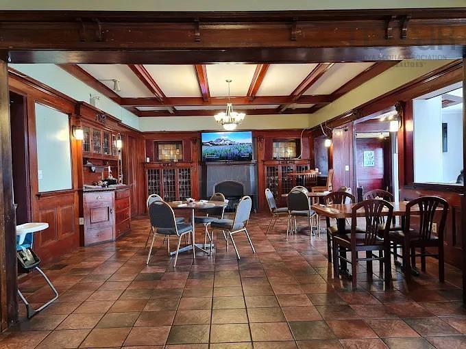 100 Kings Road, Sydney, NS