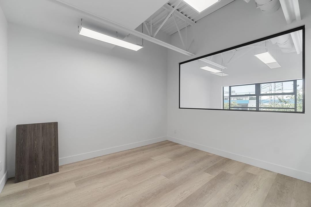 9030 Oak St, Vancouver, BC