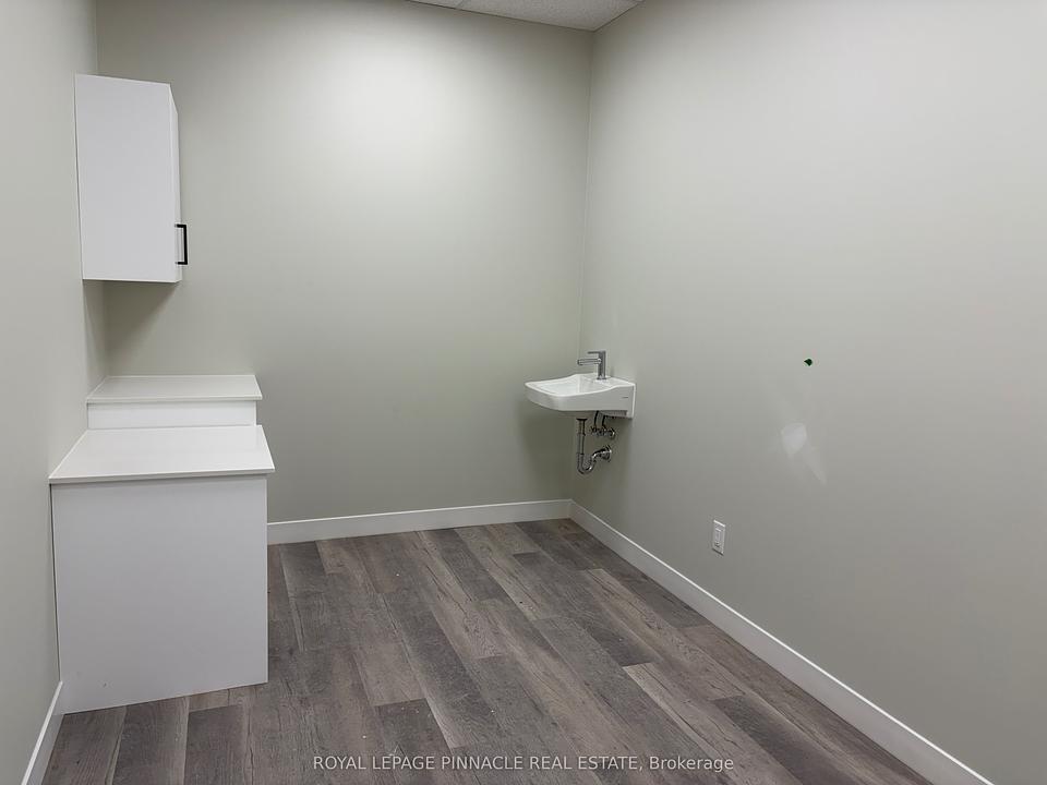 102-04 - 3 Cross Street, Welland, ON