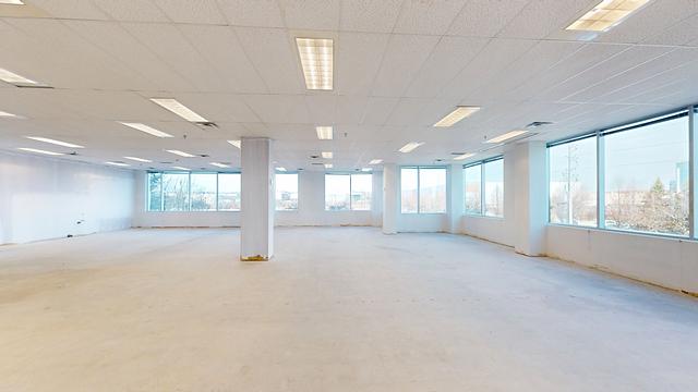 602-1122 International Boulevard, Burlington, ON