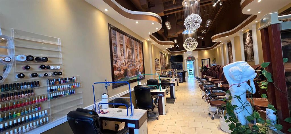4 - 999 Macleod Trail Southeast, Calgary, AB