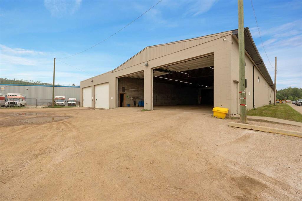 8030 Golosky Avenue, Fort McMurray, AB