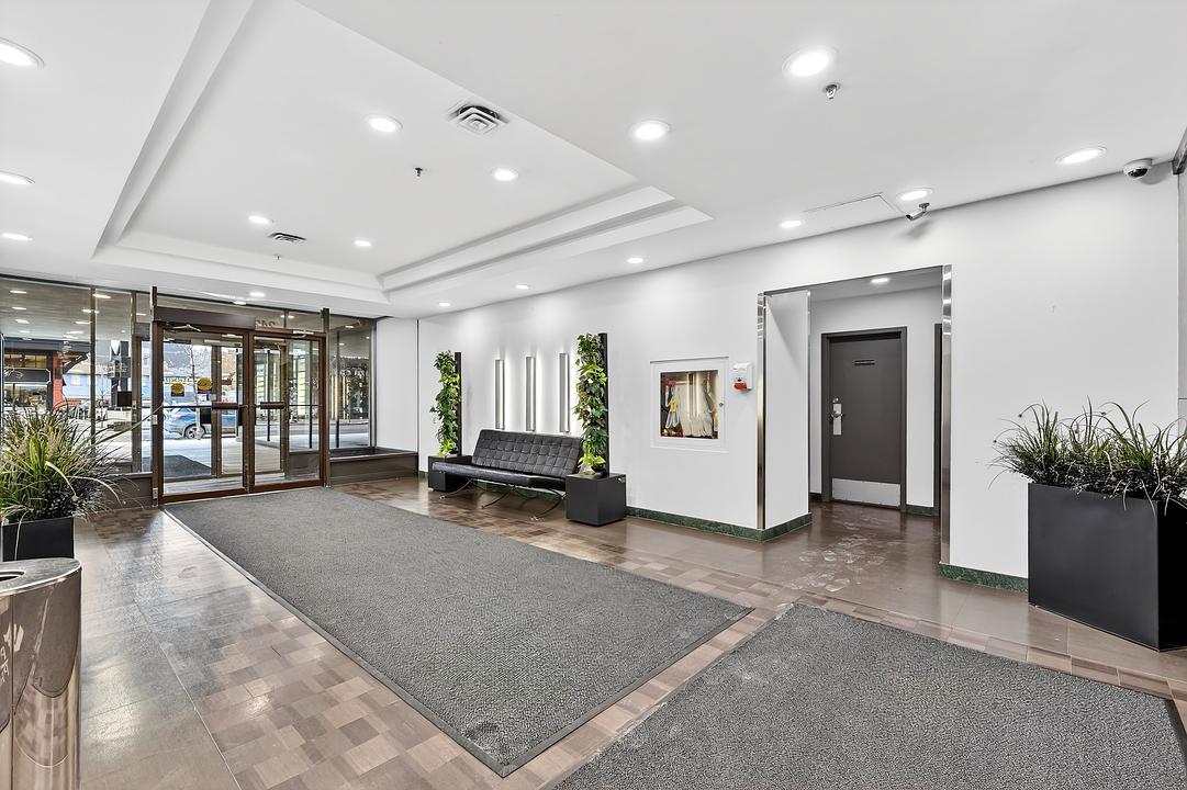 900 - 2424 4 Street Southwest, Calgary, AB