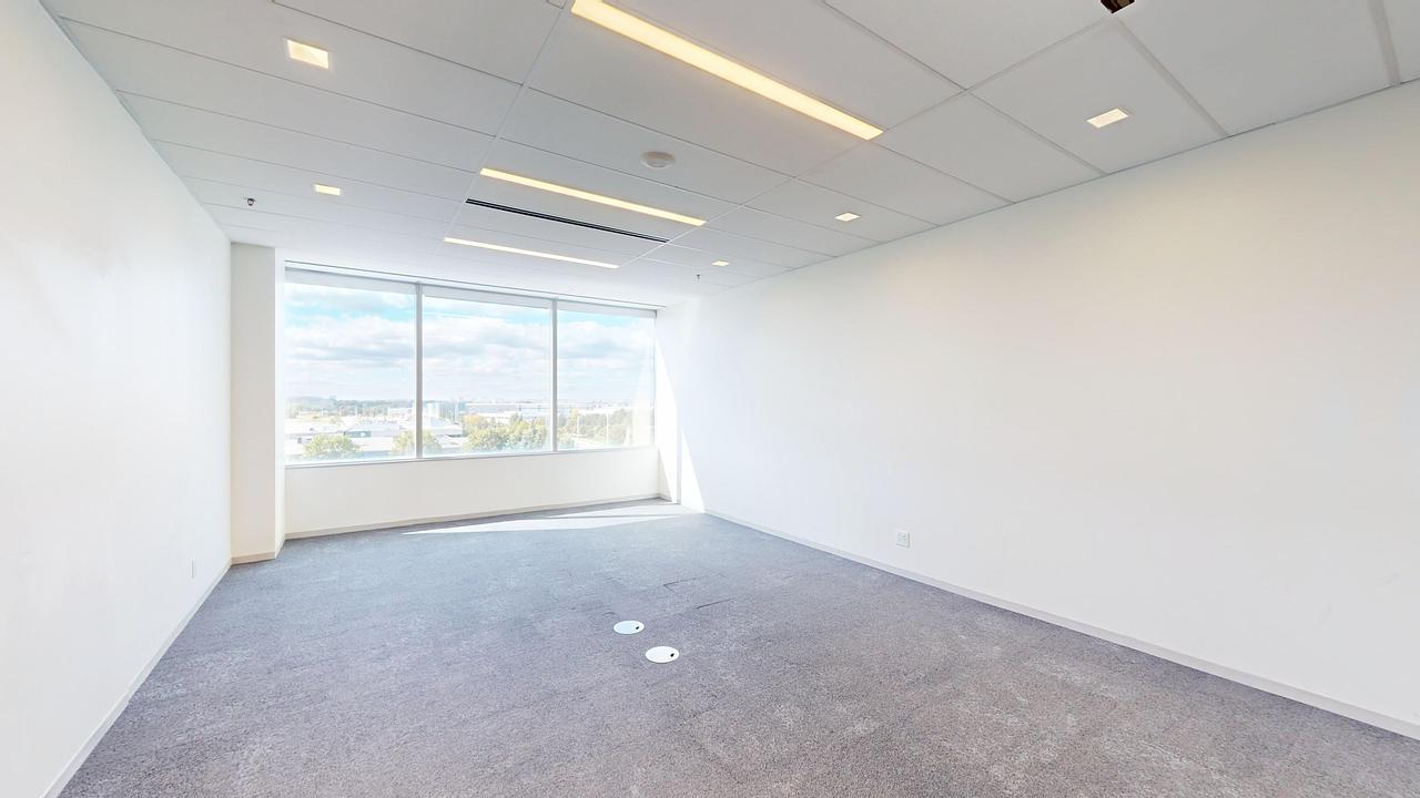 500 - 2425 Matheson Boulevard East, Mississauga, ON