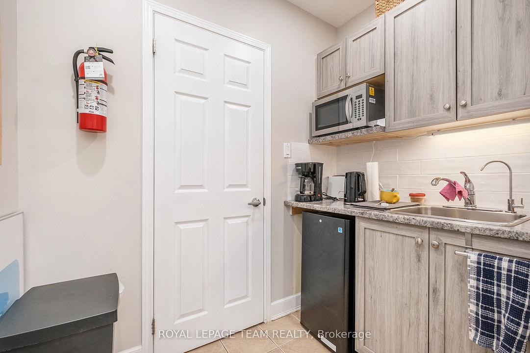 6045 Perth Street, Ottawa, ON