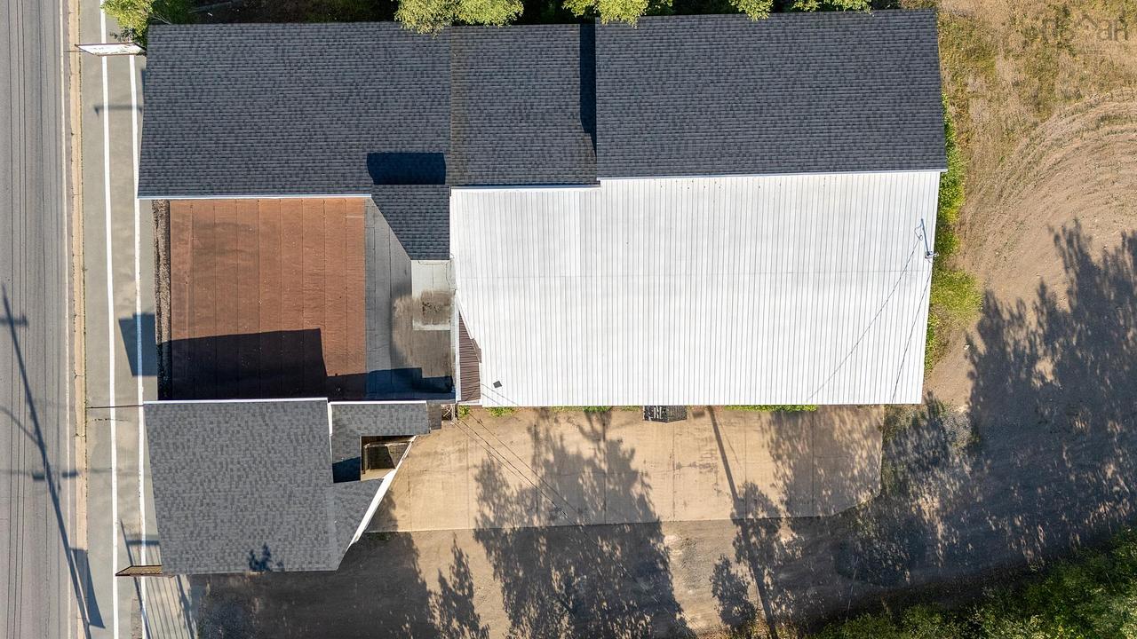 8951 Commercial Street, New Minas, NS