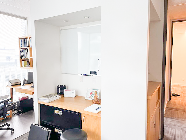 810 - 1199 West Pender Street, Vancouver, BC