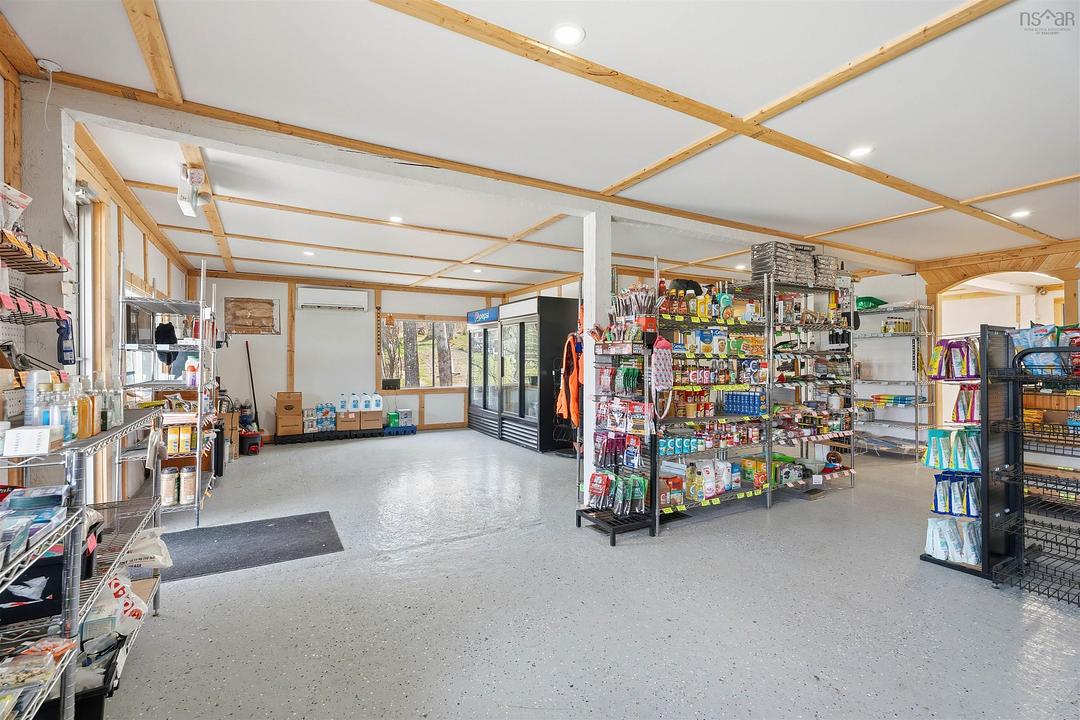 9645 Highway 8, Caledonia, NS