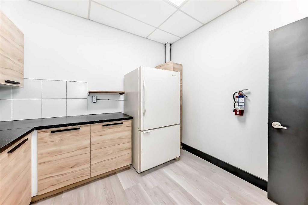 5,9,15 - 1015 Centre Street Northwest, Calgary, AB