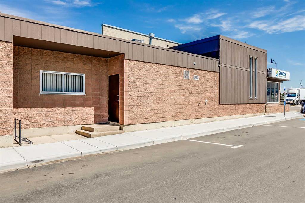 5120 50 Avenue, Olds, AB
