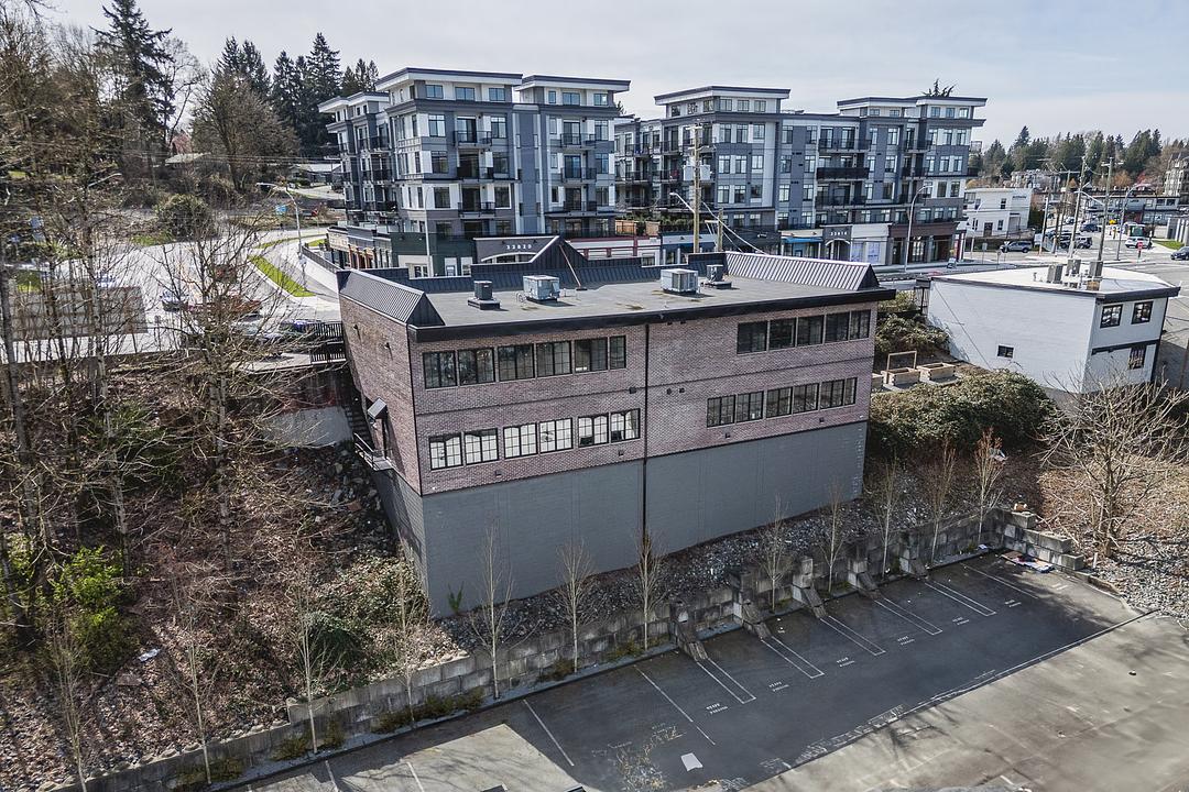 33827 South Fraser Way, Abbotsford, BC