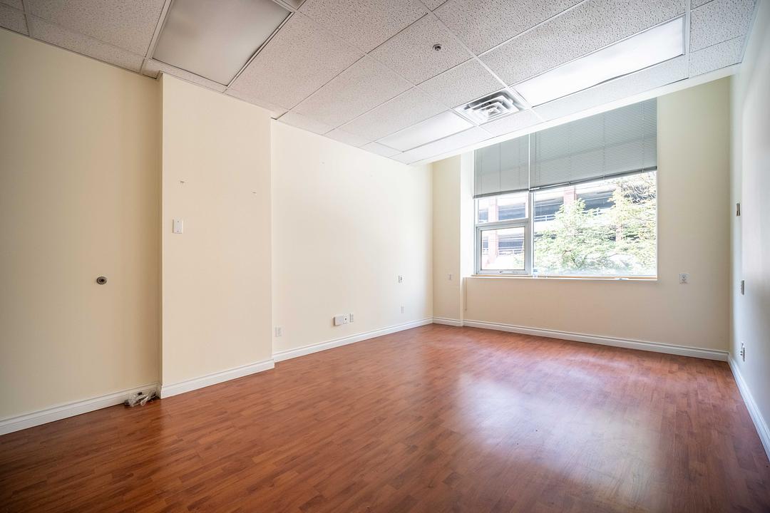 232 - 515 W Pender St, Vancouver, BC