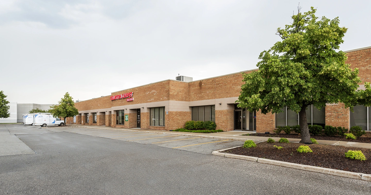 11 - 3495 Laird Road, Mississauga, ON