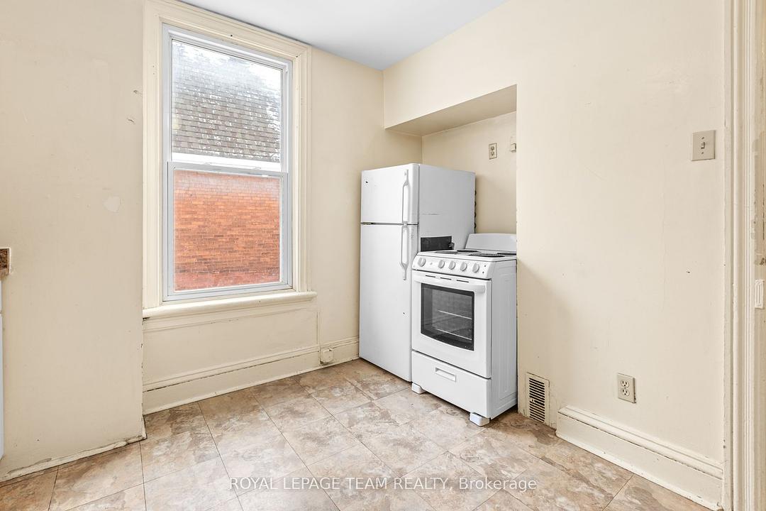 498 Gladstone Avenue, Ottawa, ON