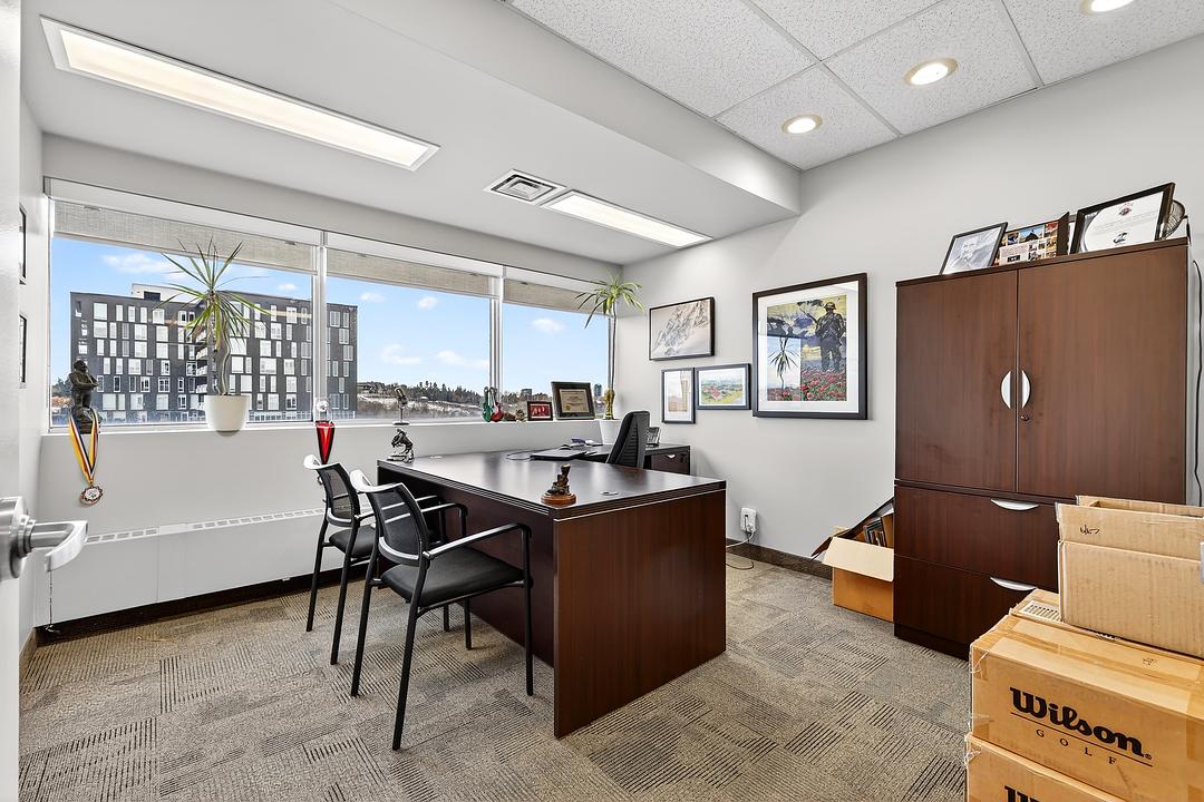 900 - 2424 4 Street Southwest, Calgary, AB