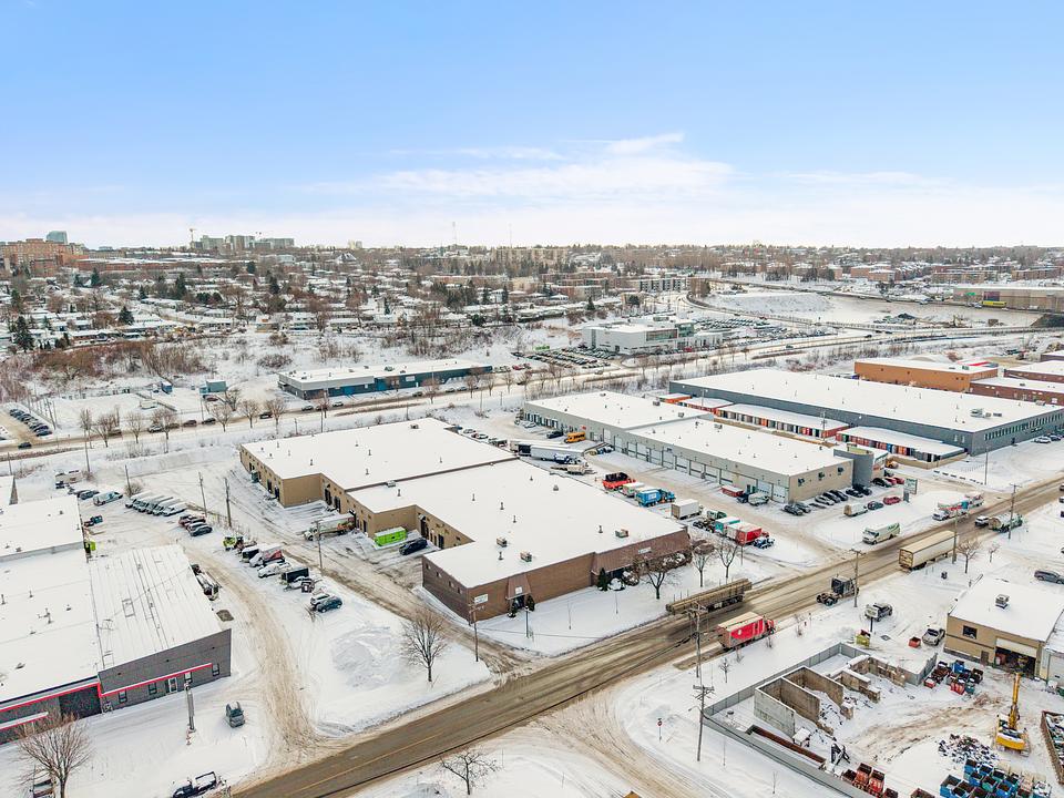 Warehouse - 2699 Avenue Watt, Québec, QC