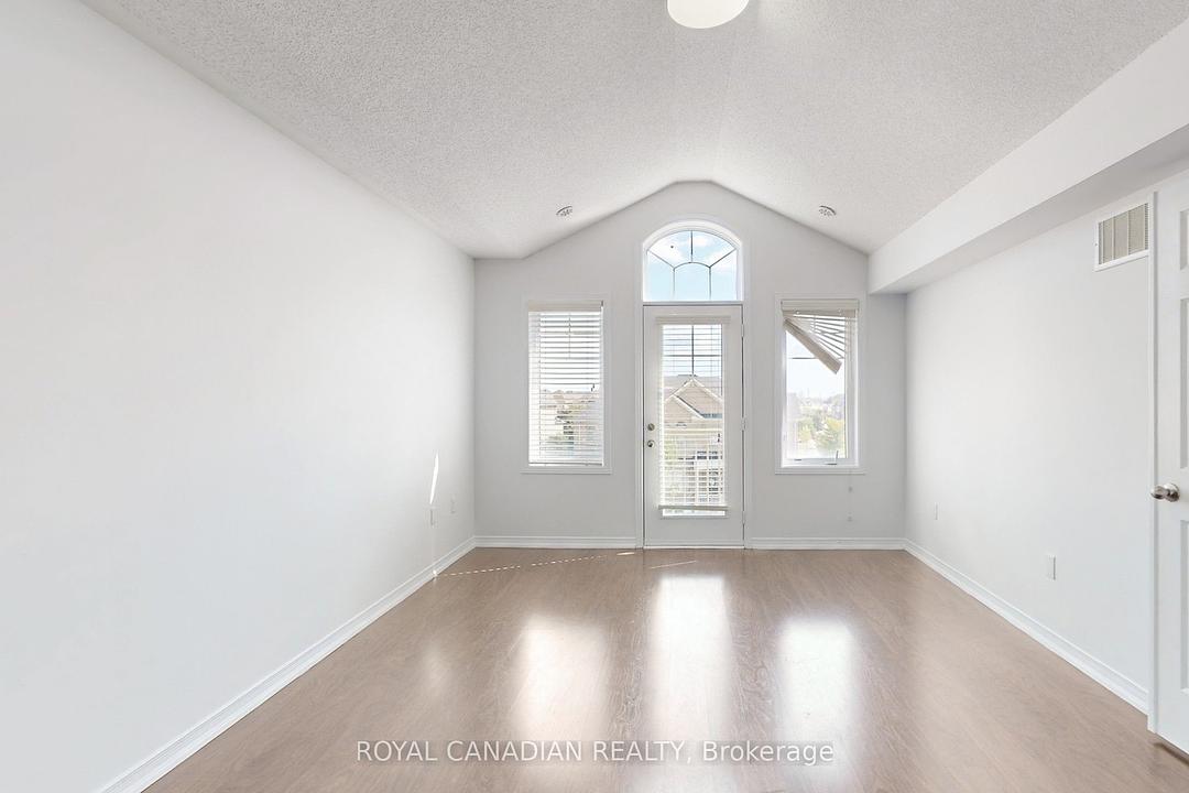 54 Chesterwood Crescent, Brampton, ON
