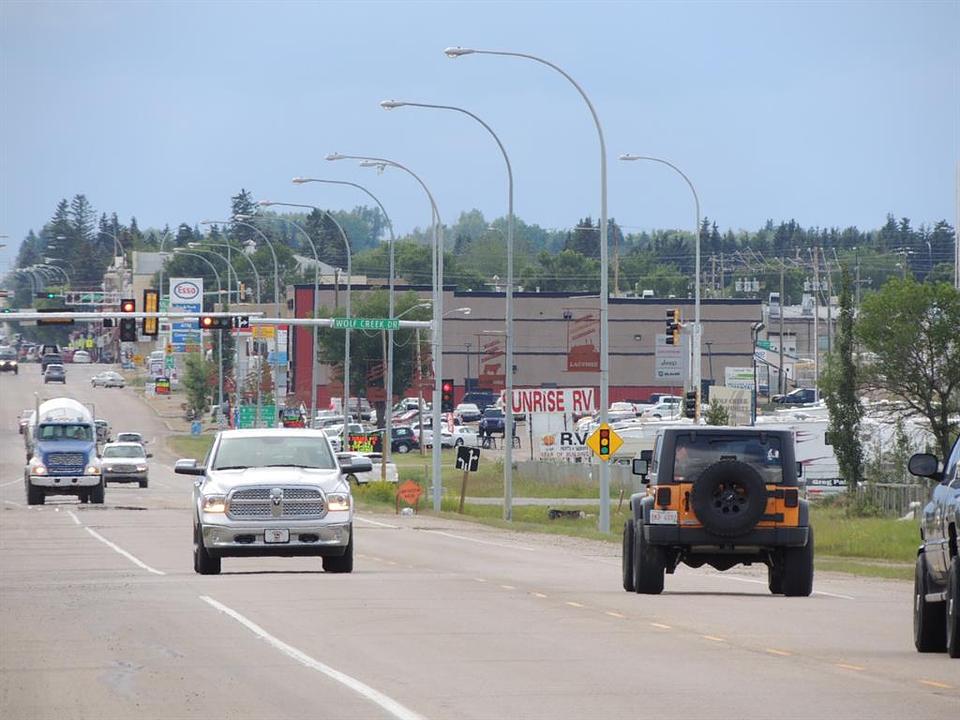 3910 Alberta 12, Lacombe, AB