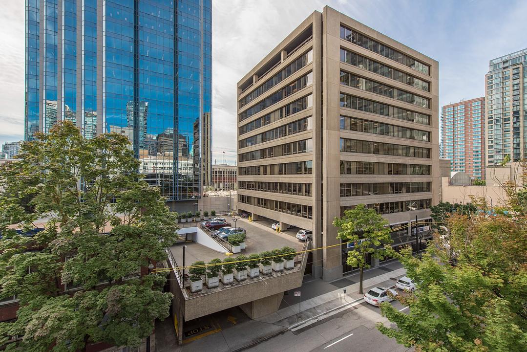 Various - 475 West Georgia Street, Vancouver, BC