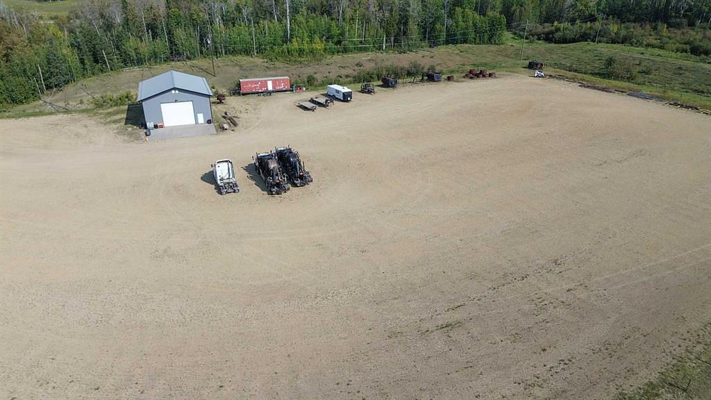 Township Road 400, Lacombe County, AB