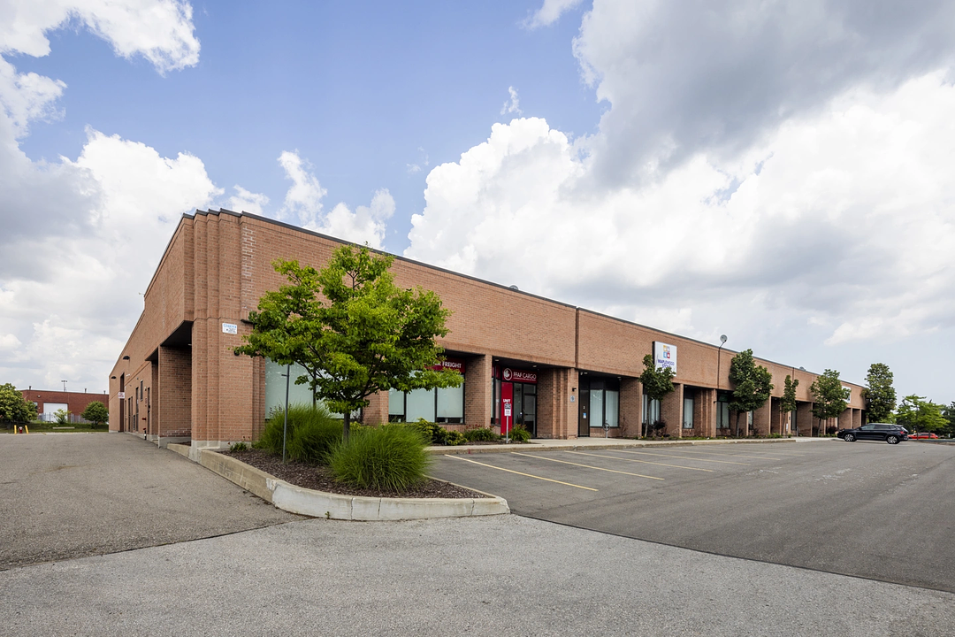 3 - 3135 Unity Drive, Mississauga, ON