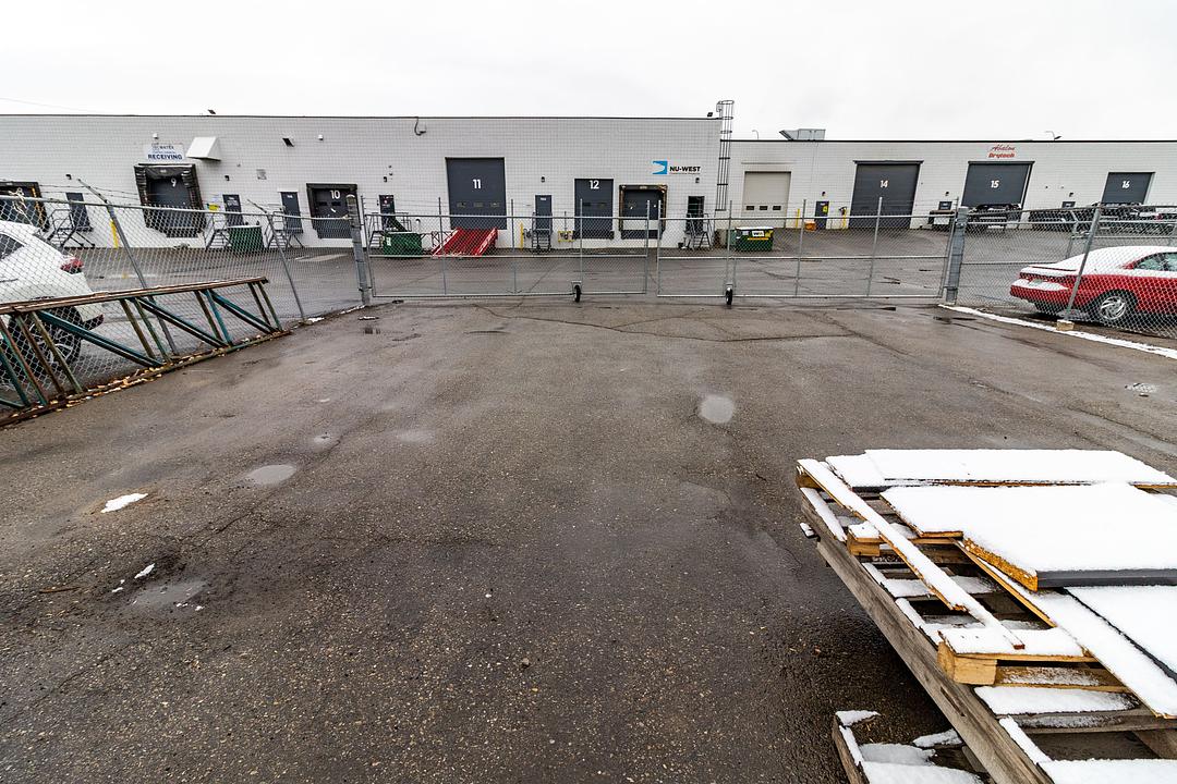7026 30 Street Southeast, Calgary, AB