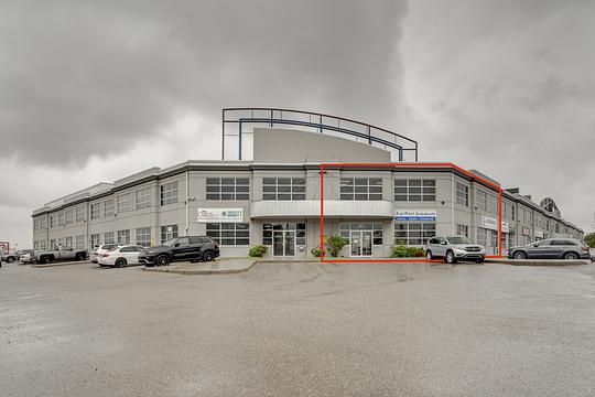 4511 Glenmore Trail South East, Calgary, AB