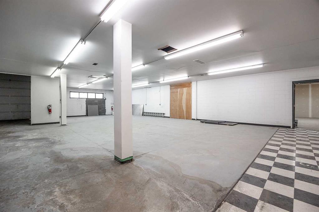 110 - 9401 Franklin Avenue, Fort McMurray, AB