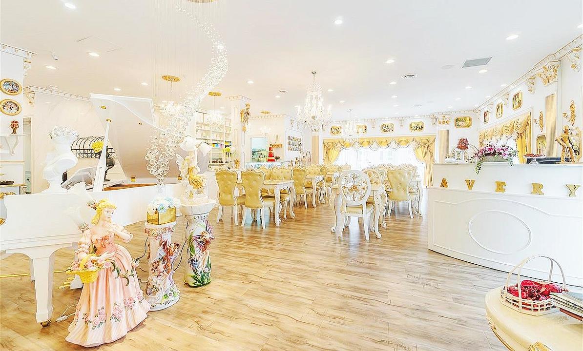 112 - 4751 Garden City Road, Richmond, BC