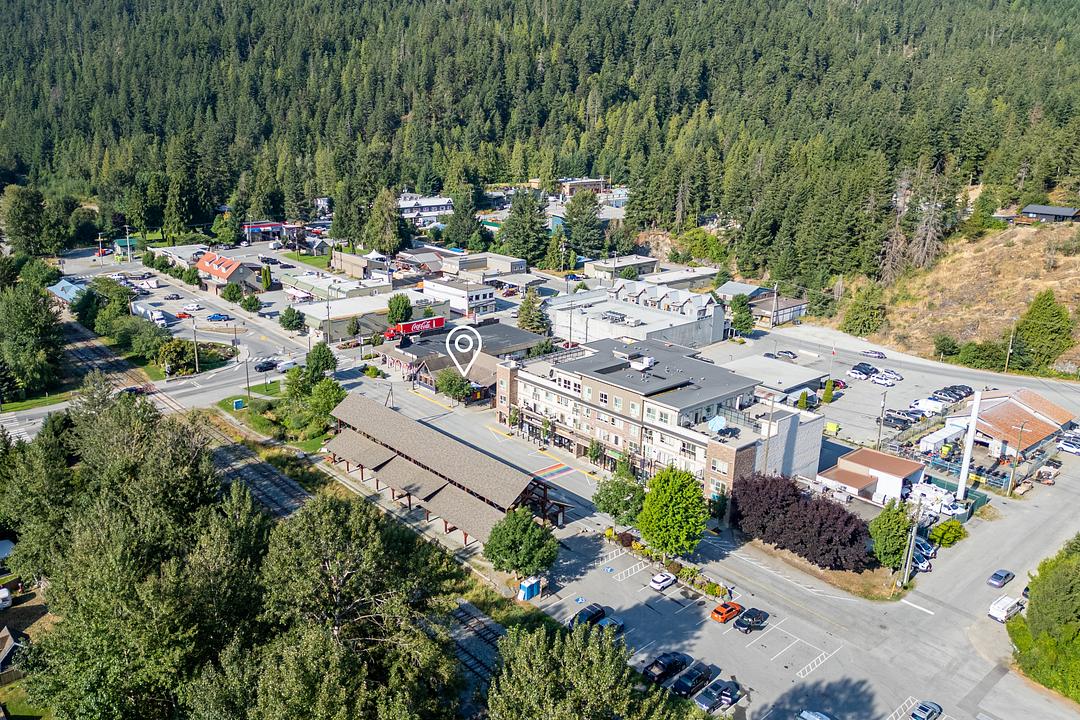 7439 Frontier Street, Pemberton, BC