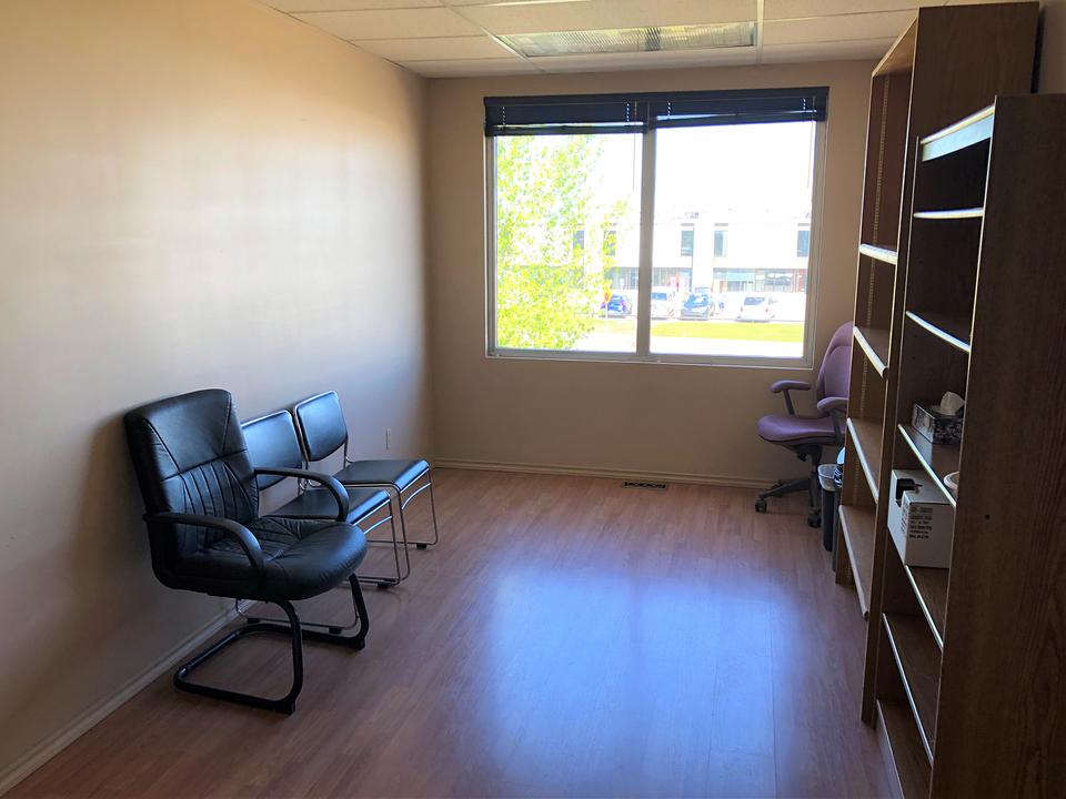 Unit F - 707 12 Avenue, Nisku, AB