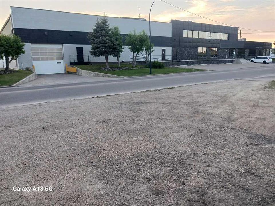 6789 52 Avenue, Red Deer, AB
