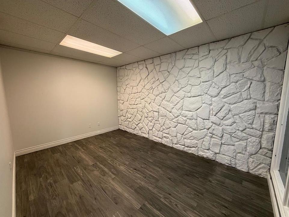 5019 50 Street, Lloydminster, AB