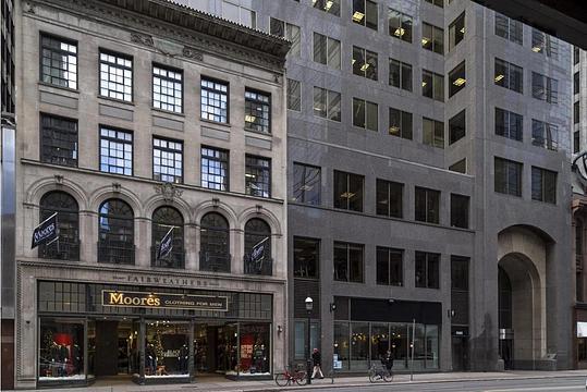 100 Yonge Street, Toronto, ON
