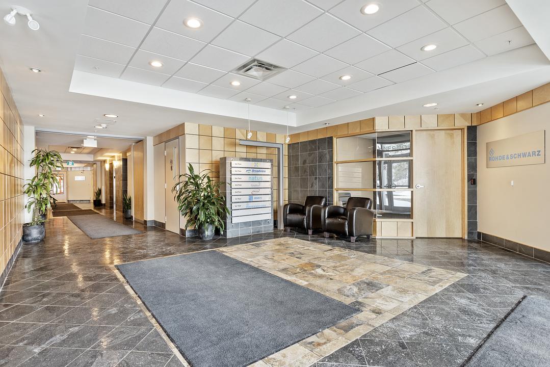 1 Hines Road, Ottawa, ON
