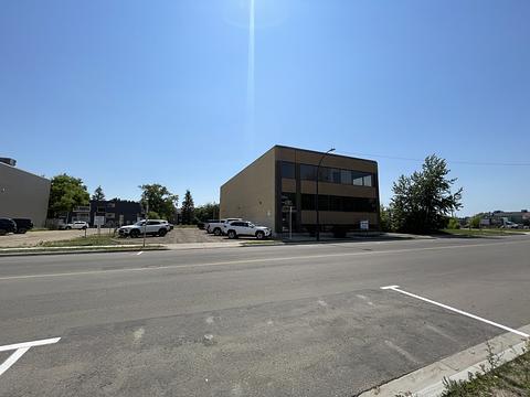 4825 47 Street, Red Deer, AB