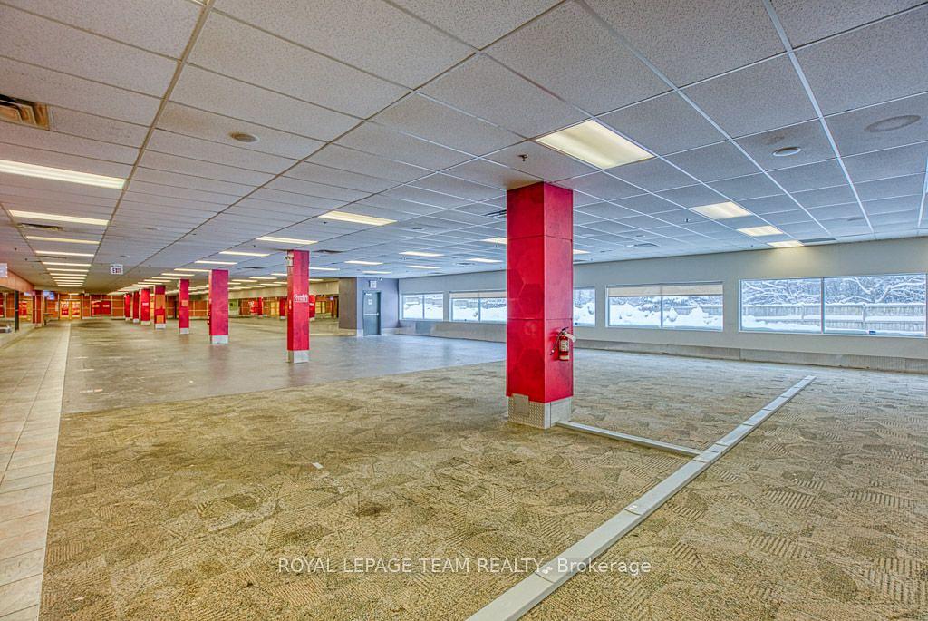 G17 - 484 Hazeldean Road, Ottawa, ON