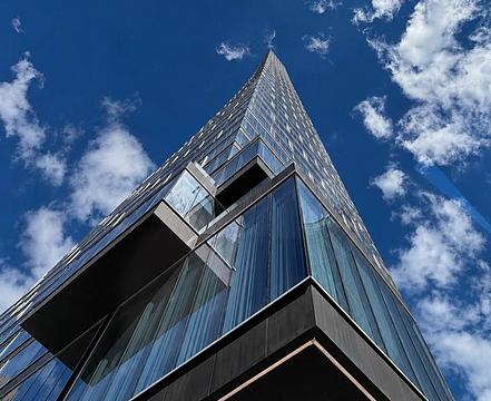 685 Centre Street South, Calgary, AB