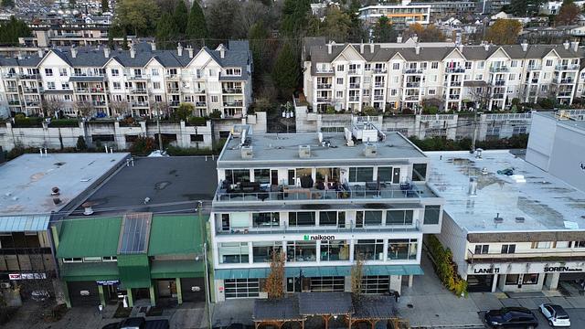 350 Esplanade E, North Vancouver, BC