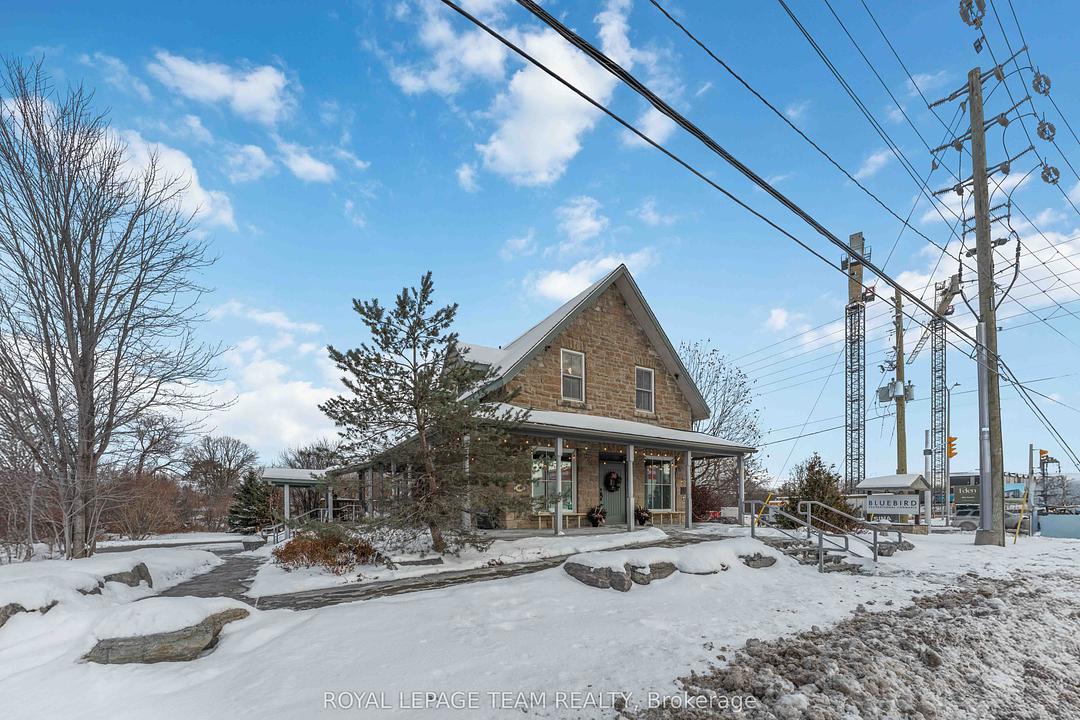 806 March Road, Ottawa, ON