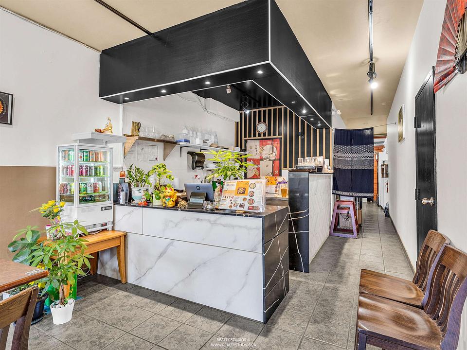 4572 West 10th Avenue, Vancouver, BC