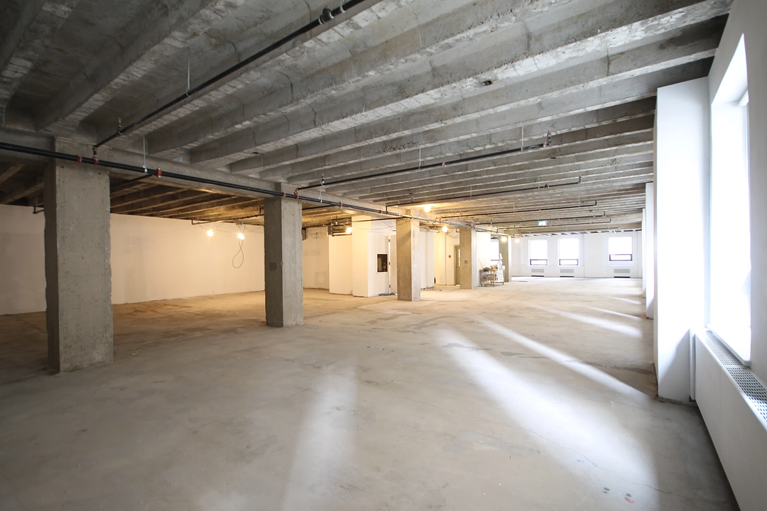 300 - 330 Bay Street, Toronto, ON