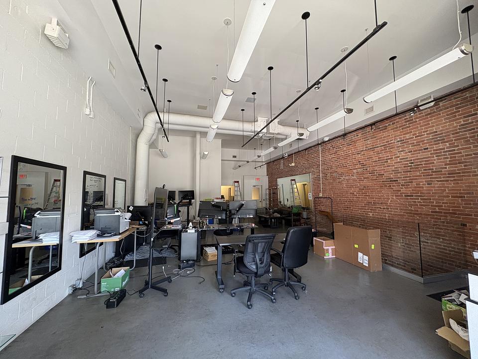 1404 - 1404 Douglas Street, Victoria, BC