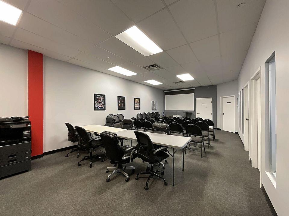 4305 - 4273 Autoroute des Laurentides, Laval, QC