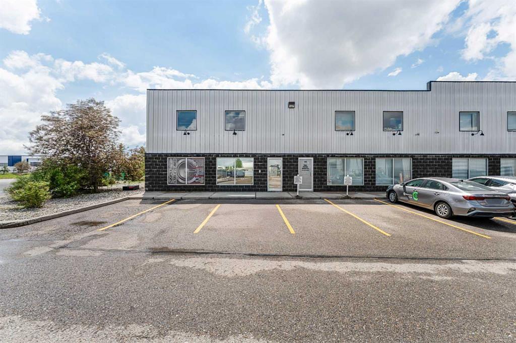10 - 235105 Wrangler Drive, Rocky View County, AB