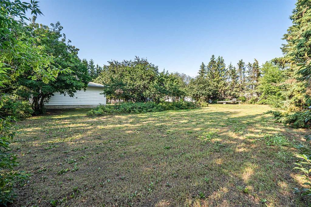 3302 50 Avenue, Lloydminster, AB