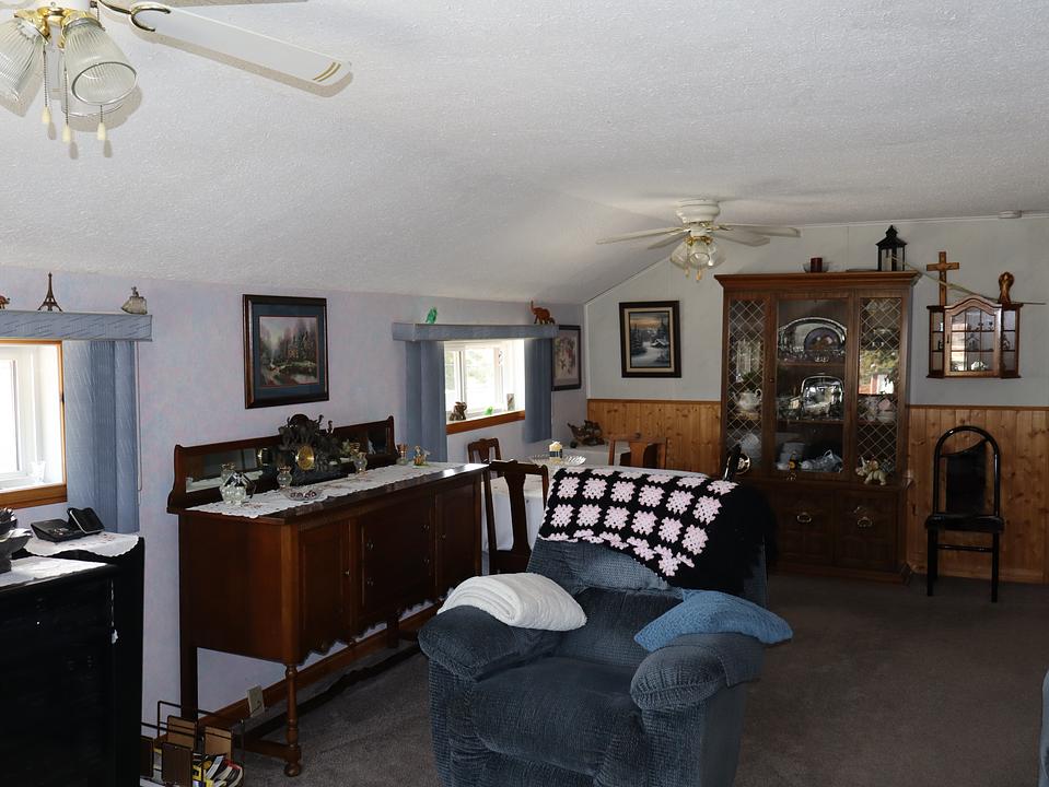 22 State Avenue, Fort Assiniboine, AB